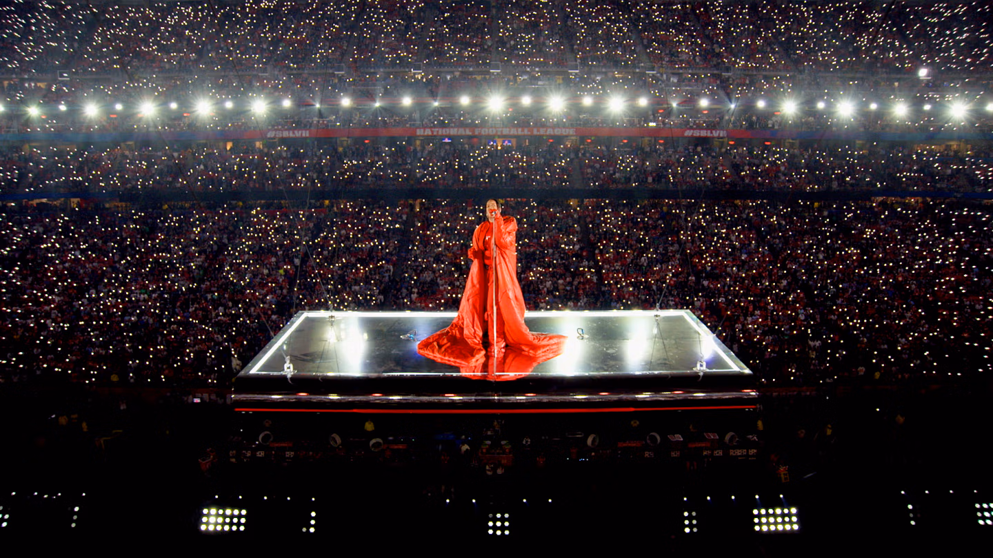 What Startups Should Learn from Rihanna — When She Got Nothing to Perform in Front of Millions